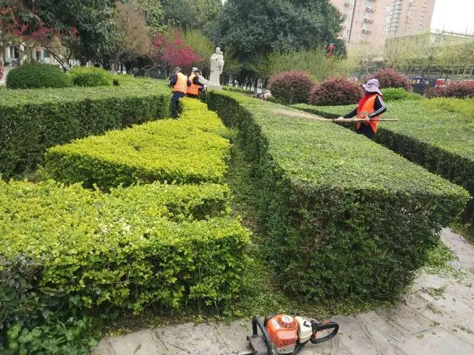 网球拍套袋挥拍练习
