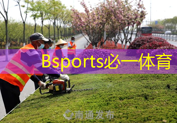 网球拍越重越好还是越轻越好